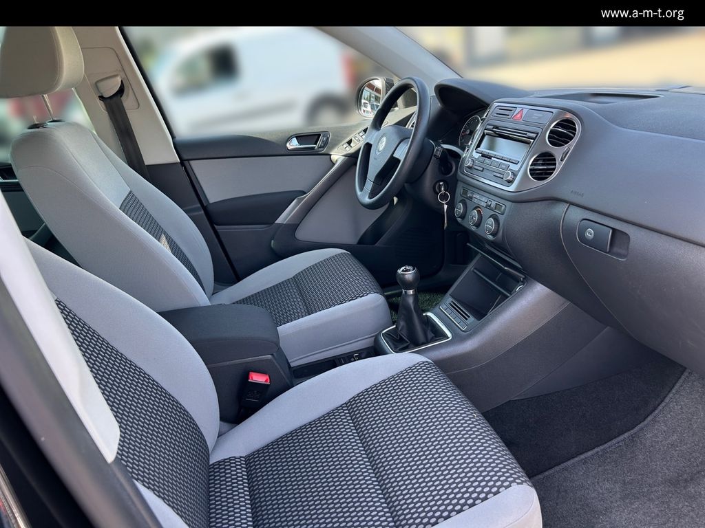 VW Tiguan 2.0 TSI 4Motion AHK – HÄNDLER / GEWERBE !