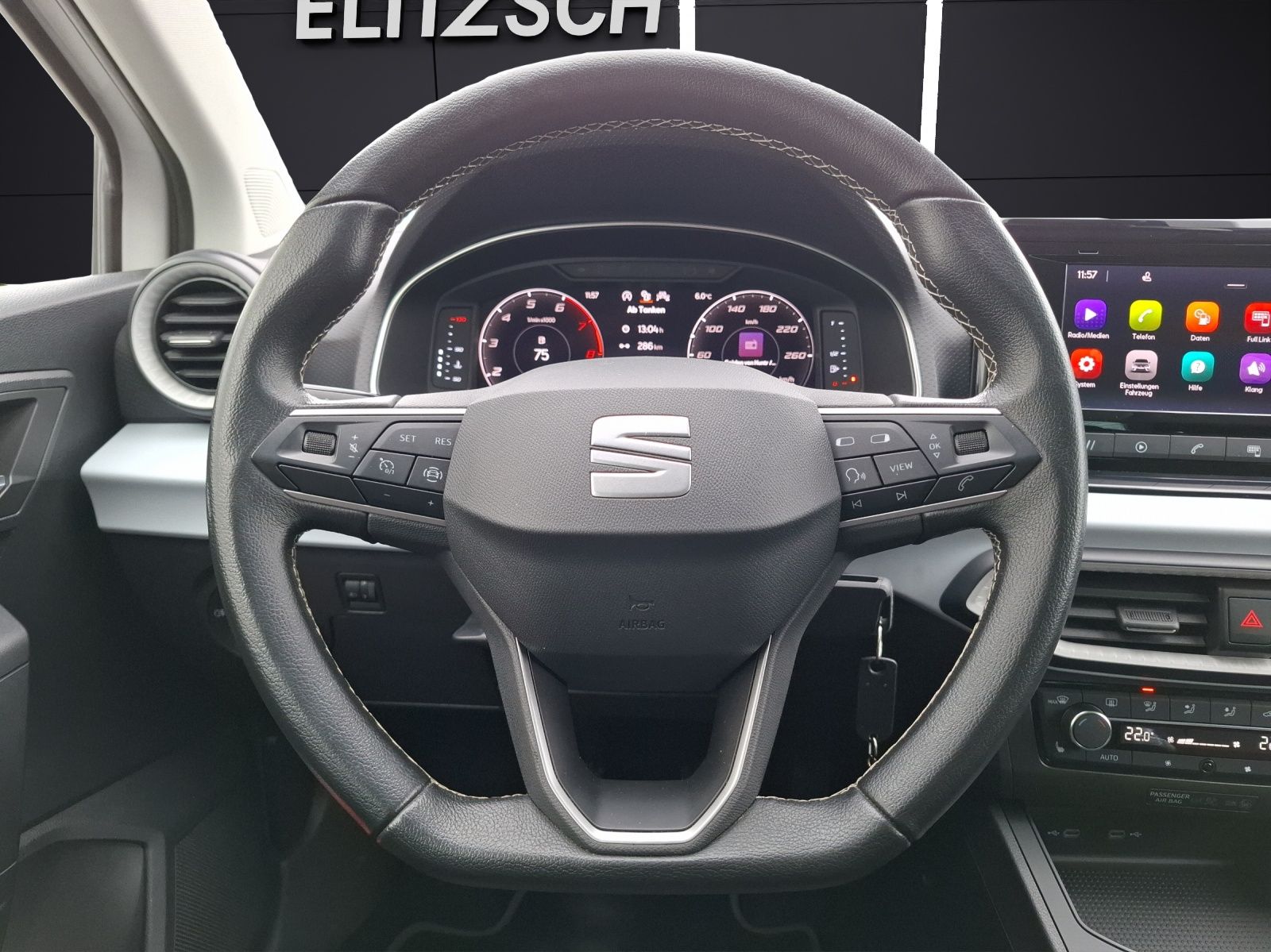 Fahrzeugabbildung SEAT Ibiza TSI Style LED AID GRA RFK SH LM