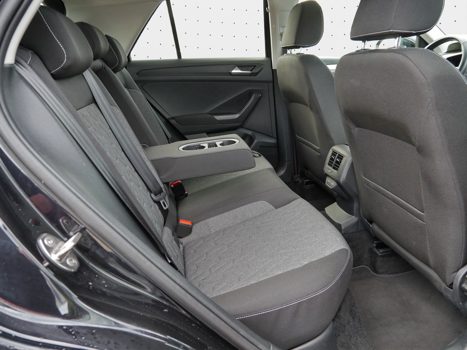 Volkswagen T-Roc - Bild 16