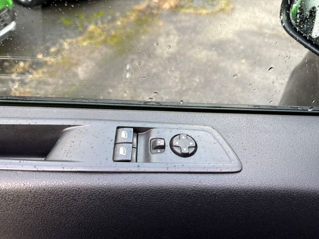 Vivaro M Elegance 2.0 AHK NAVI PRO CAM APPLE/AND