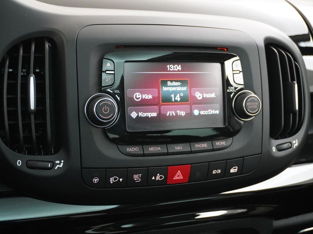 Fiat 500L Trekking 1.4-T-Jet panorama dach AHK navi s