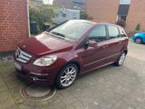Mercedes-Benz Mercedes Benz B 160 Automatik - gebrauchte Mercedes-Benz B 160 aus dem Jahr 2010