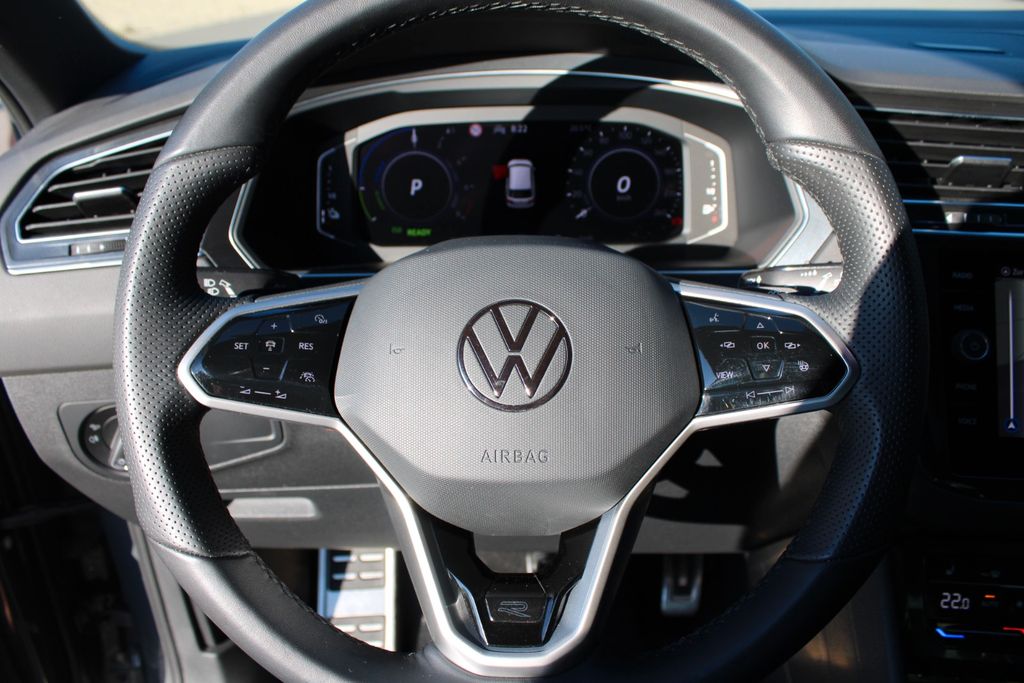 VW Tiguan R-Line 1.4 eHybrid NAVI SHZ LHZ KAMERA