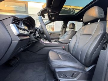 Audi Q7 - 8