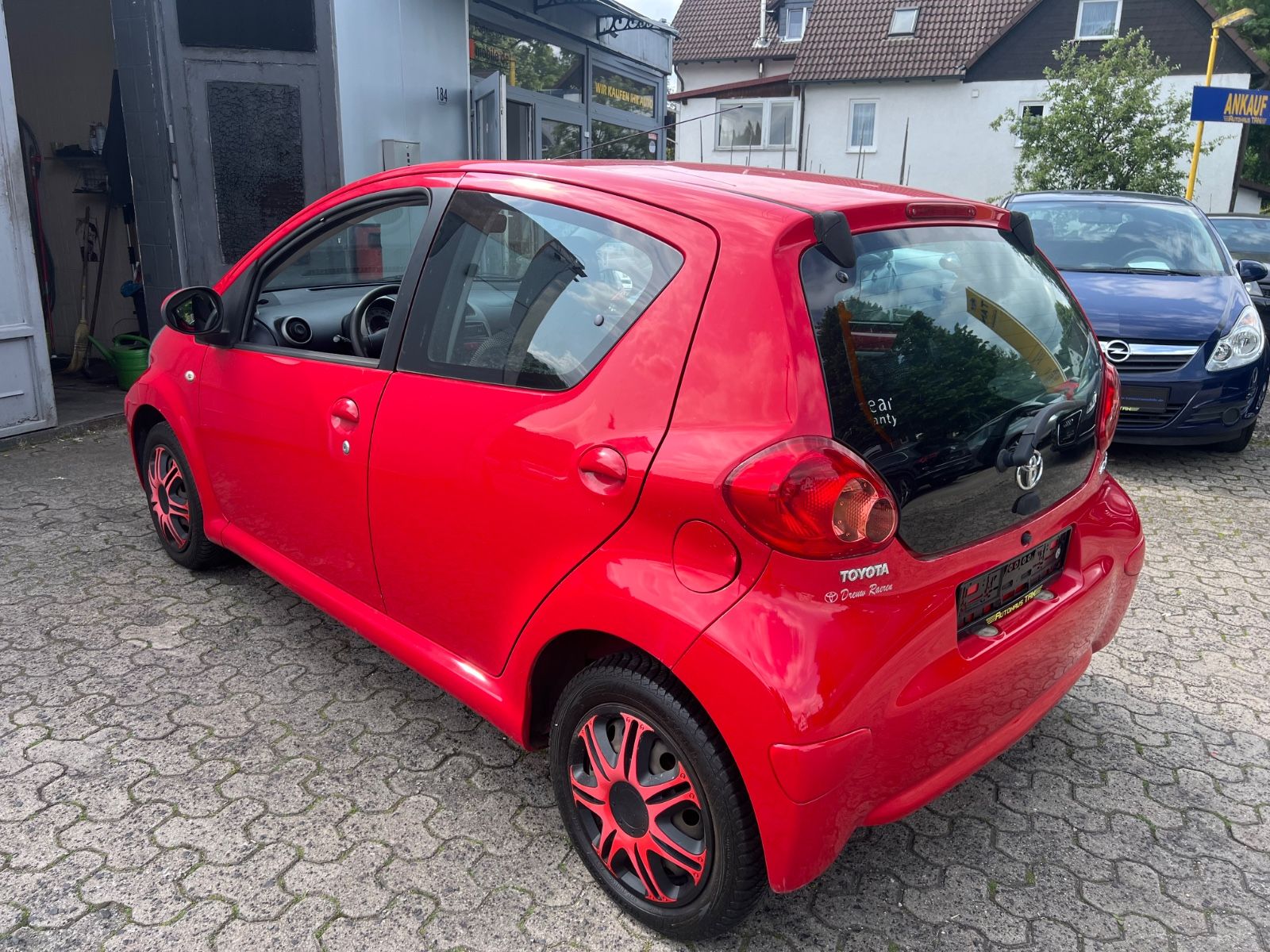 Fahrzeugabbildung Toyota Aygo AYGO *TÜV & ÖLWECHSEL NEU*