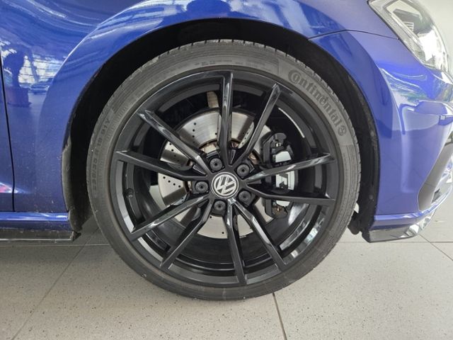 Golf VII R 2.0 TSI 4MOT LED DCC 8FACH