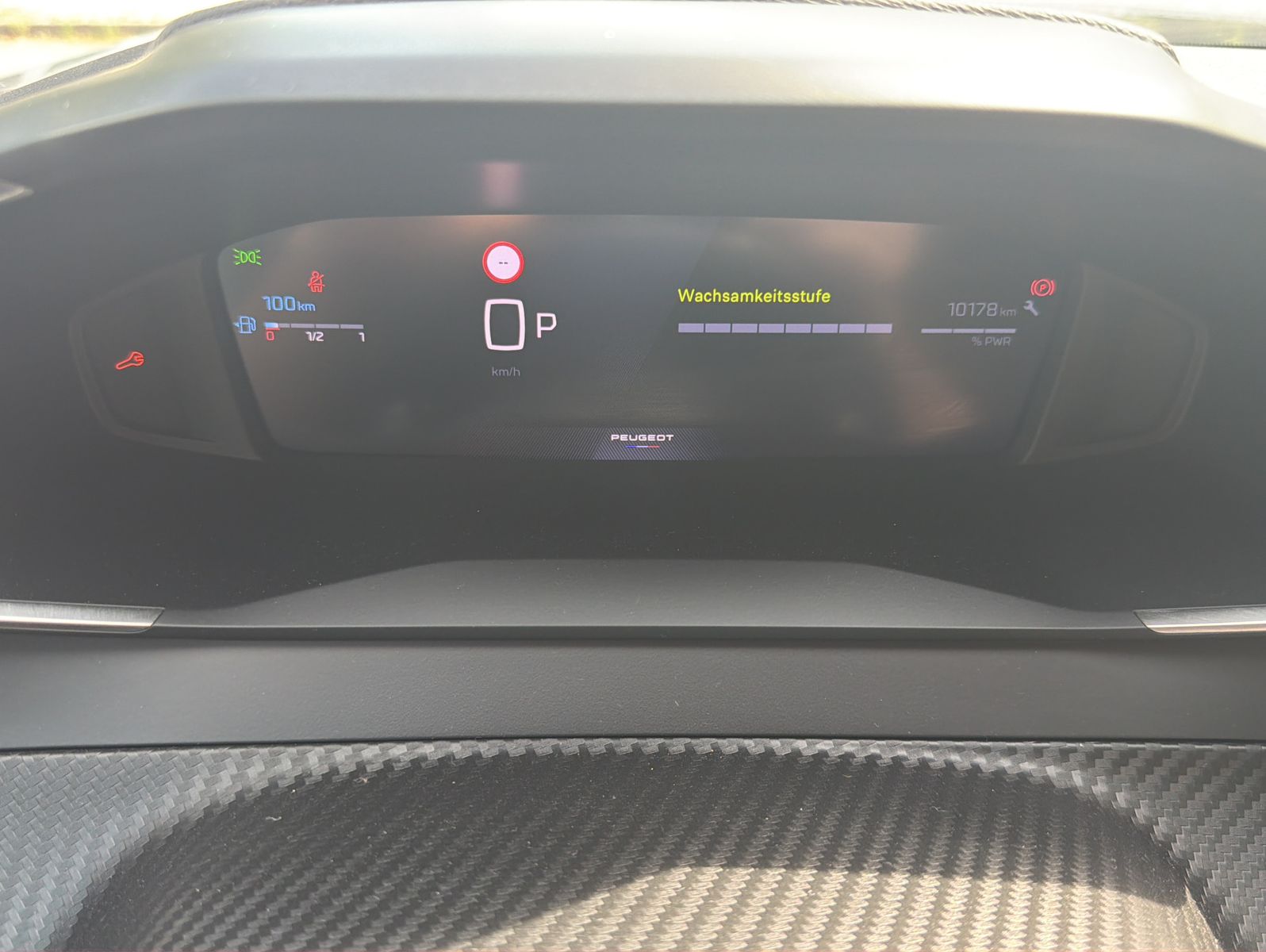 Fahrzeugabbildung Peugeot 208 Hybrid 110 Allure - Automatik