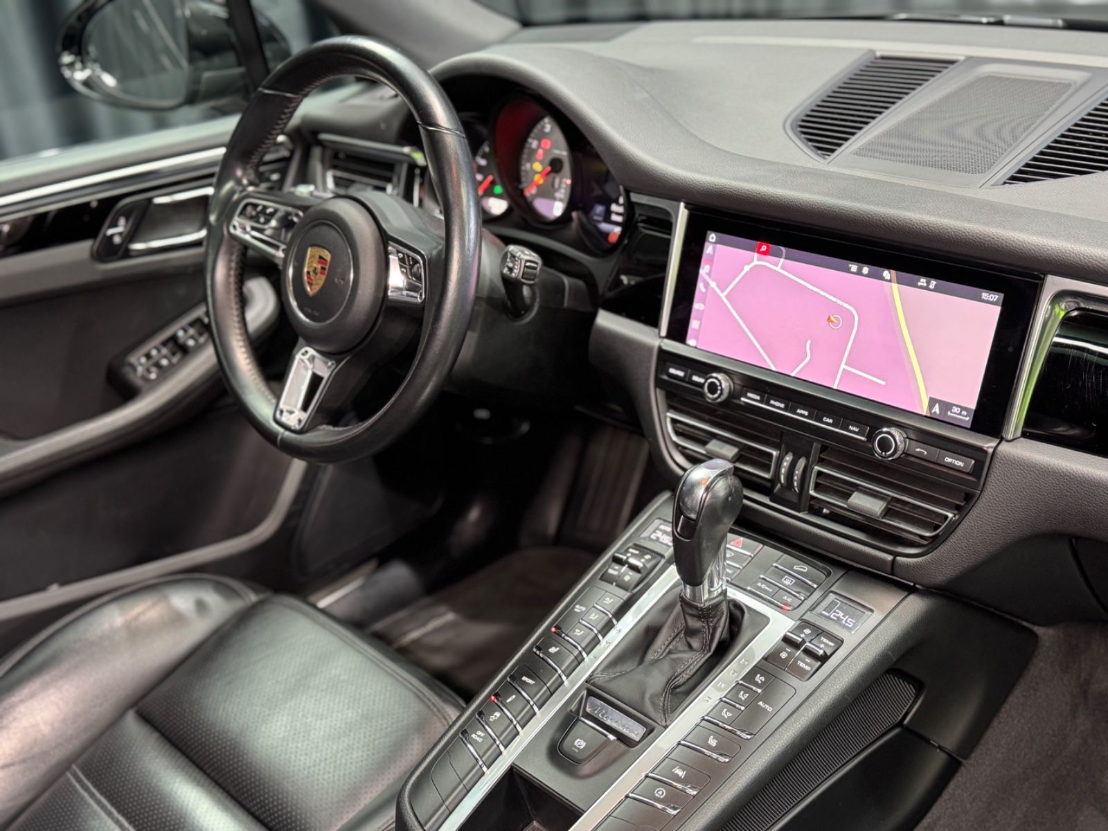 Fahrzeugabbildung Porsche Macan S|PANORAMA|18-WEGE|BOSE|PDLS+|20"TURBO|