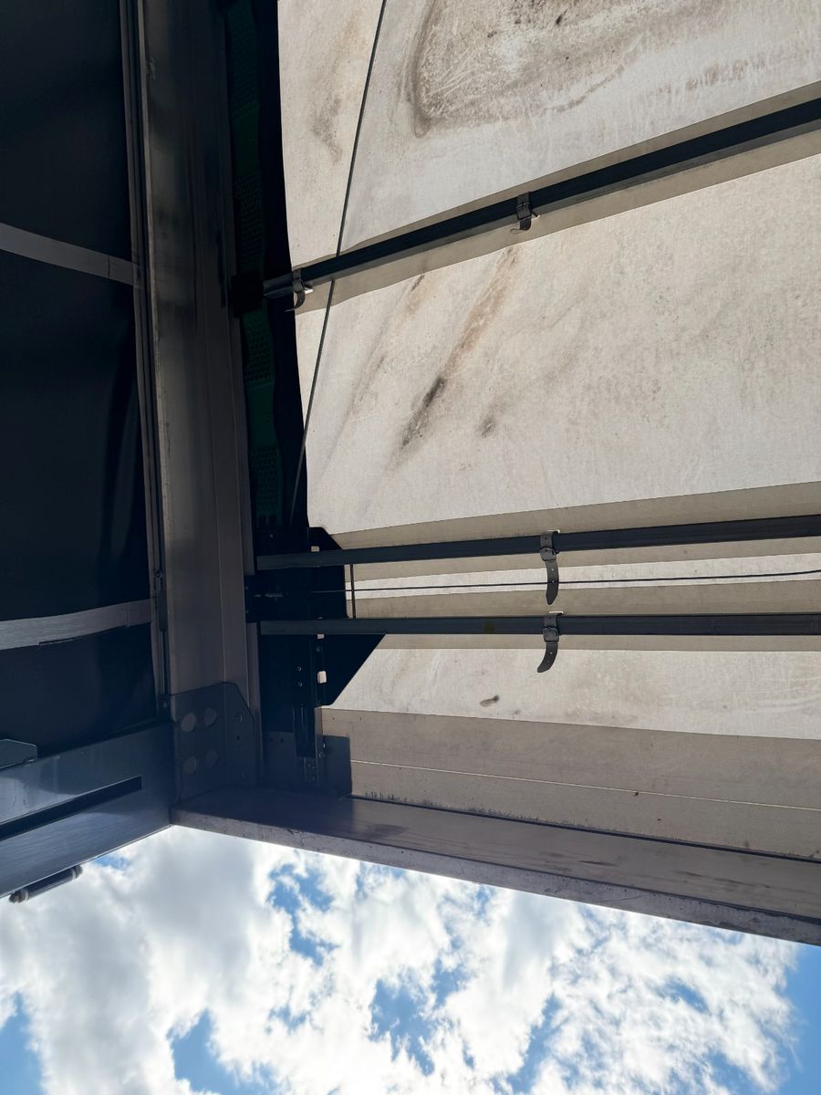 Fahrzeugabbildung Berger SAPL 24 LTMN 1x lift SAF Hubdach Schiebeverdeck