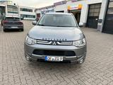 Mitsubishi Outlander 2.2 DI-D Style+ Invite ClearTec 4W... - Mitsubishi Outlander Style