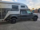 Ford F 250 mit Wohnkabine - Ford F 250 mit Diesel-Antrieb