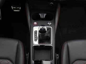 2025 AUDI SQ2 — миниатюра 18