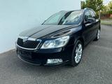 Skoda Octavia Combi Elegance/Xenon/Navi/AHK/Sound/1 Ha - gebrauchte Skoda Octavia aus dem Jahr 2012