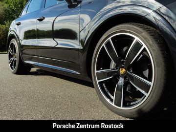 Porsche Cayenne - 4