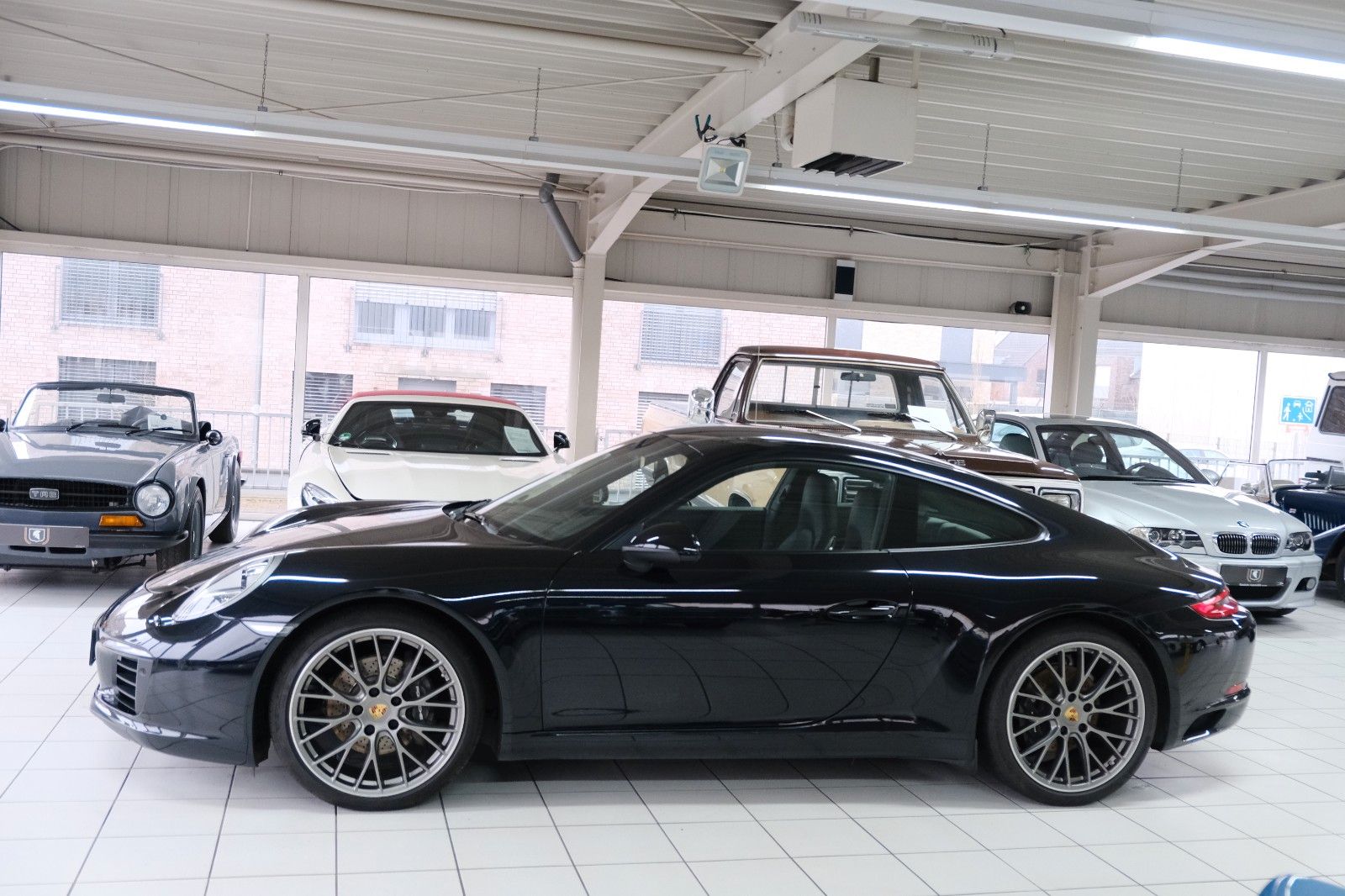 Fahrzeugabbildung Porsche 911 PDK/Bose/Sportabgas/20 Zoll Spyder RS/Approv