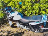 Yamaha YBR 125 BJ 2015 mit nur 4656 KM - YAMAHA YBR 125