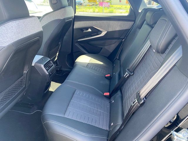 Fahrzeugabbildung Peugeot 3008 GT MHEV 145 e-DSC+Navi+Sitzheizung+Lenkradh