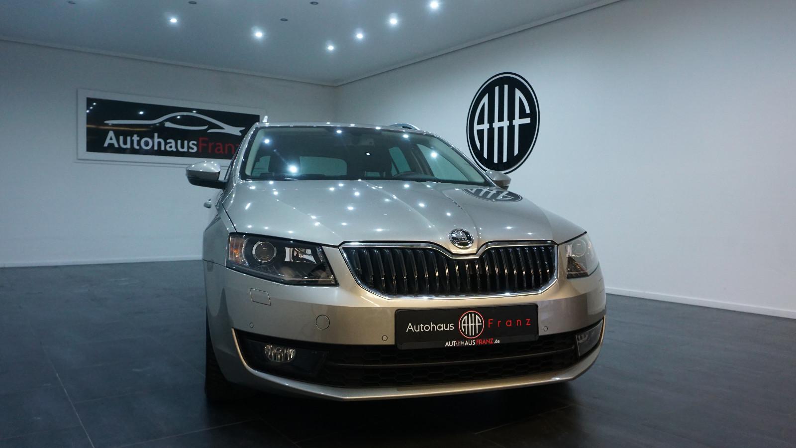 Skoda Octavia Combi Elegance*NAV*1HD*SHZ