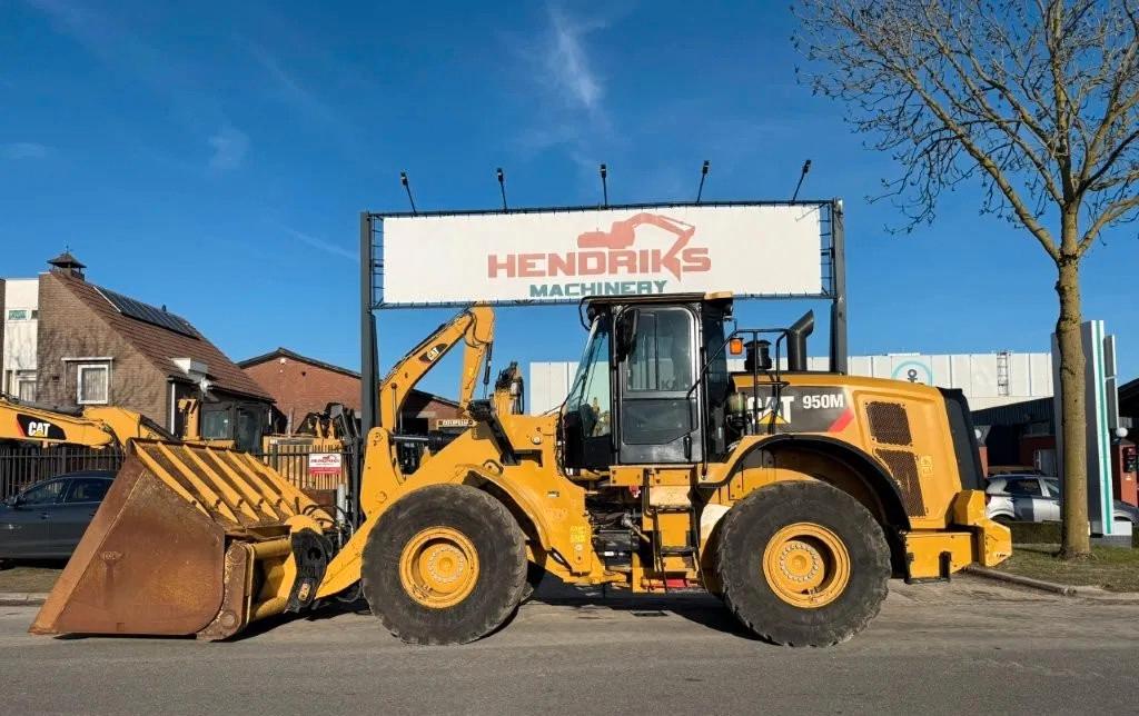 CAT 950M Like New !