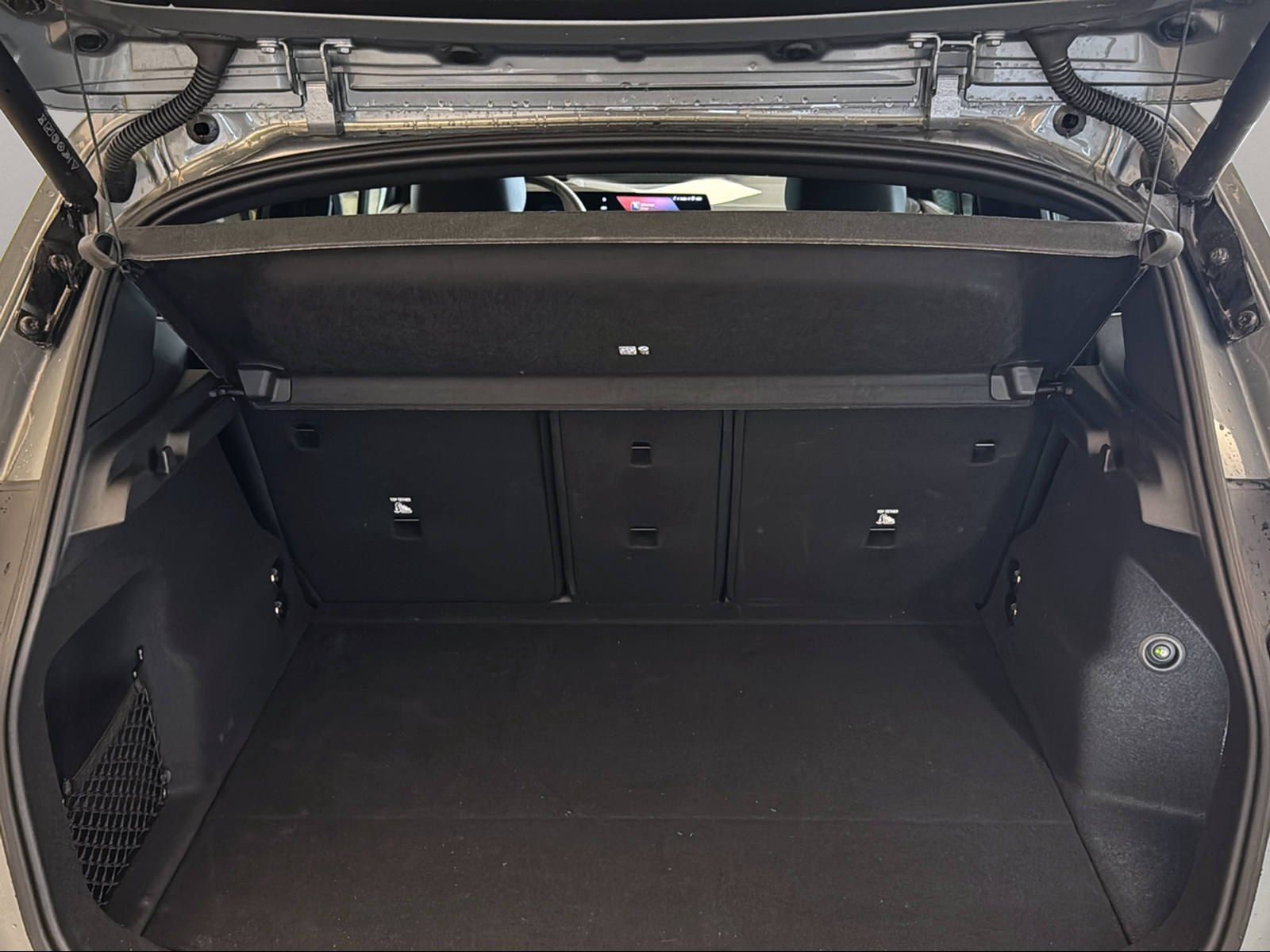 BMW 223 Active Tourer - Bild 13