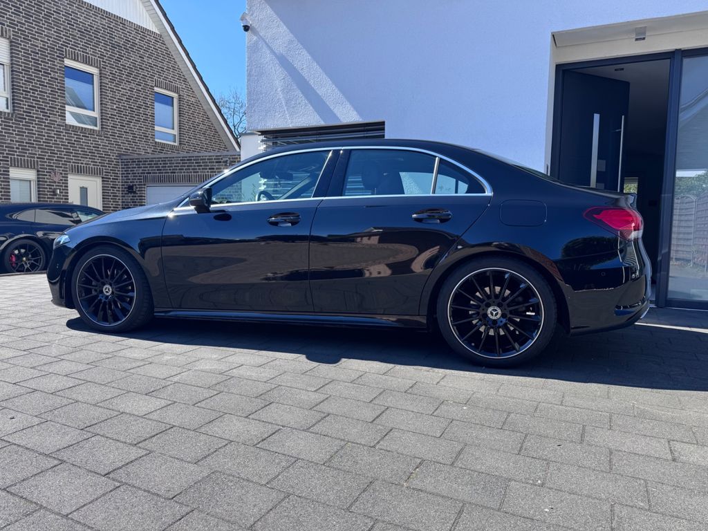 Image of Mercedes-Benz A 200