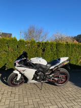 Yamaha YZF-R1 RN22 - YAMAHA YZF R1 RN22