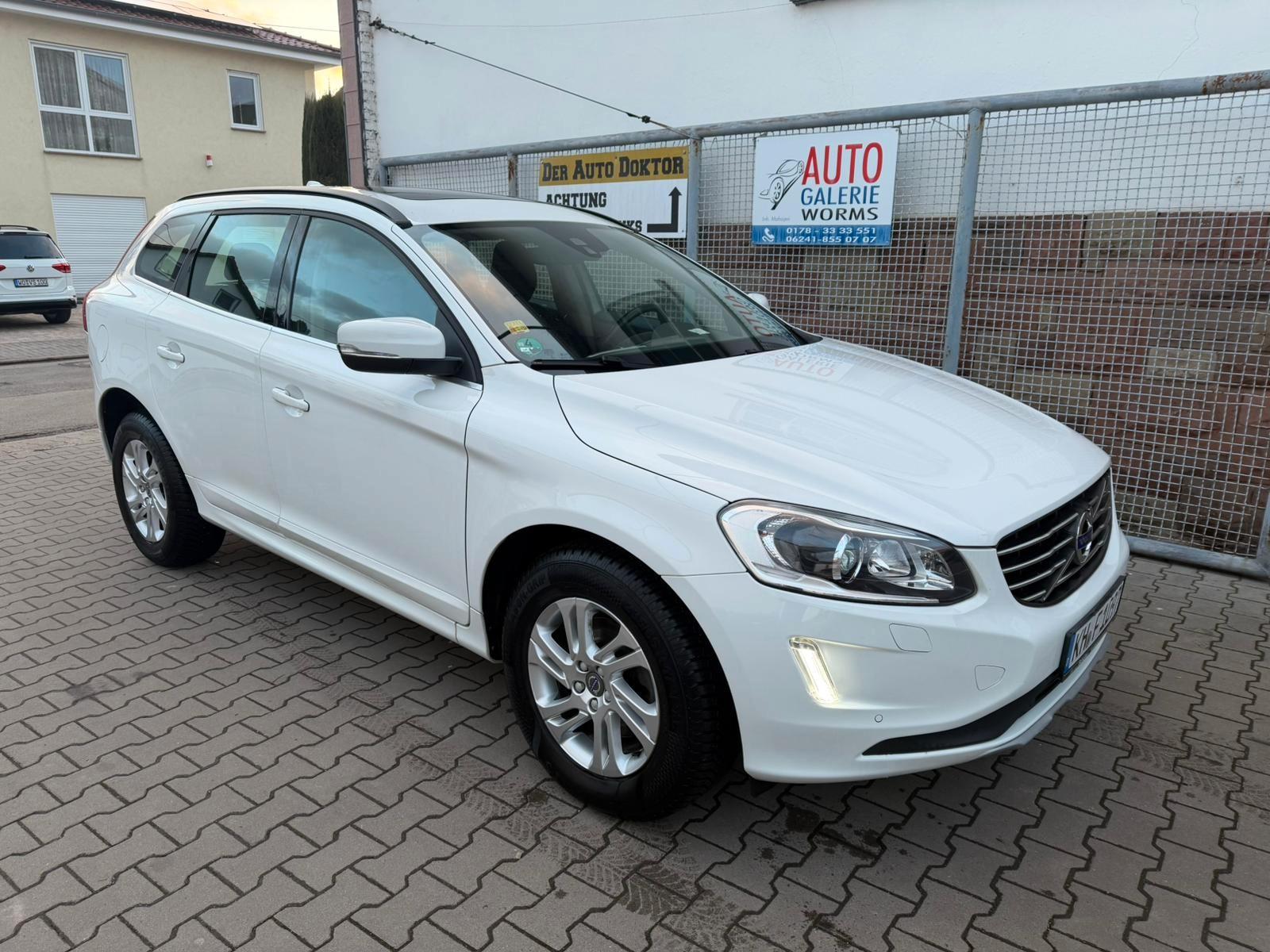 Volvo XC 60 XC60 Momentum 2WD