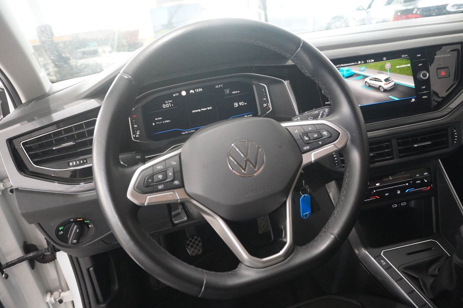 Fahrzeugabbildung Volkswagen Taigo 1.0 TSI STYLE NAVI/IQ-LIGHT/VIRT./SH/DAB+