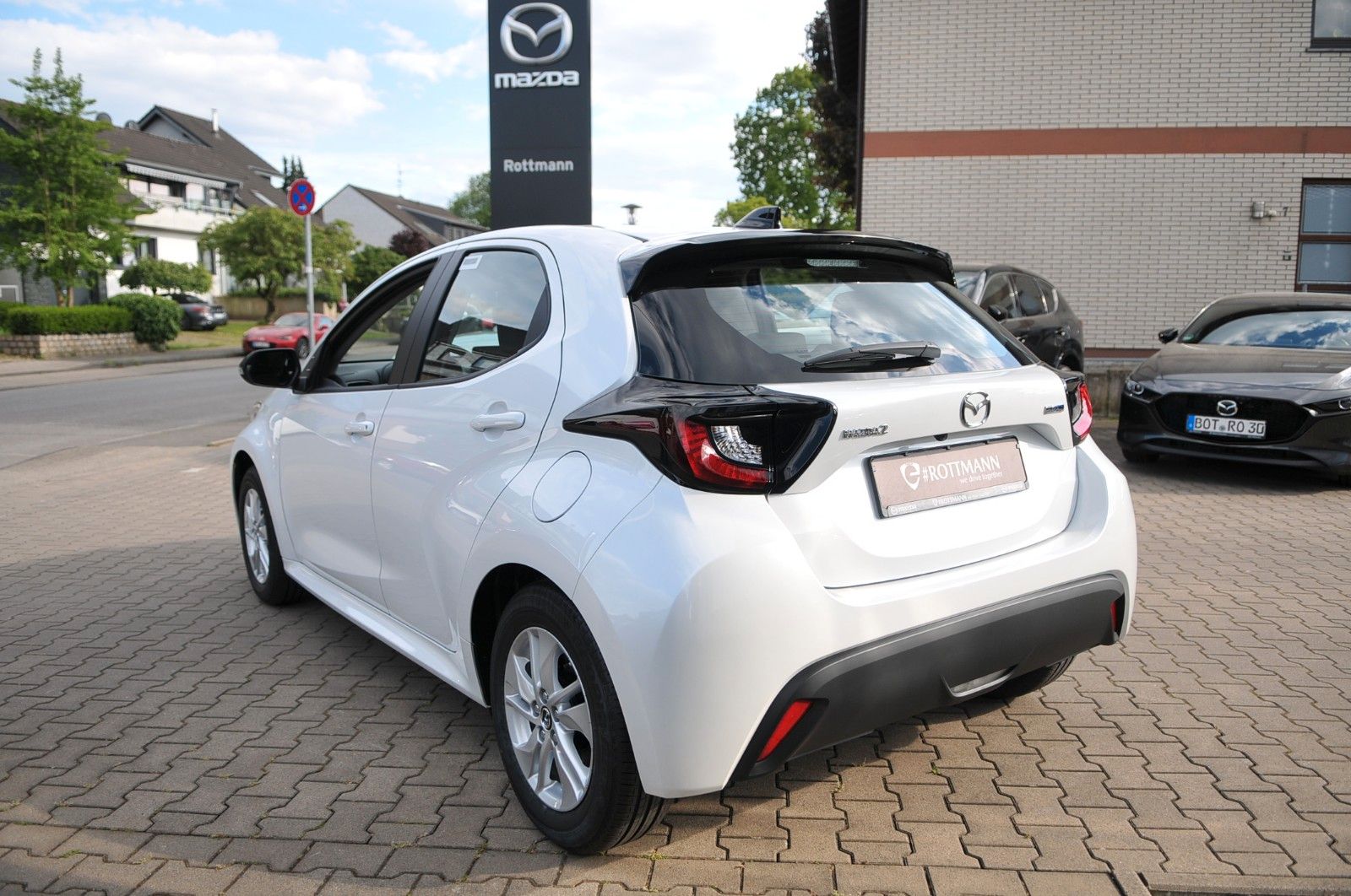 Mazda 2 Hybrid - Bild 12