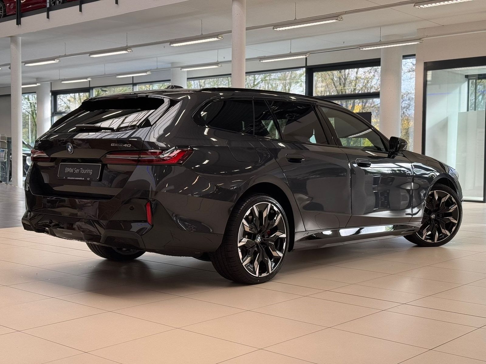 BMW i5 - Bild 3