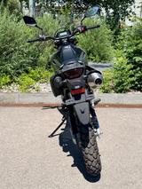 Suzuki DRZ-4S Enduro - AKTION! - WIE NEU! + LED Blinker - Suzuki Motorräder in München