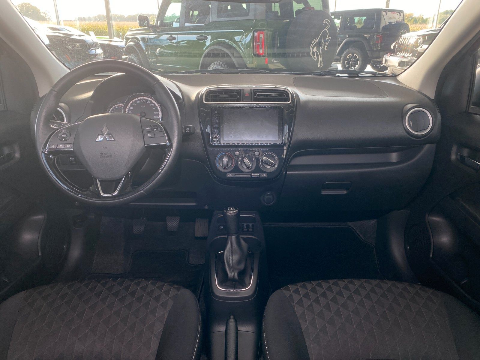 Fahrzeugabbildung Mitsubishi Space Star 1,2 Select Plus + Kamera Tempomat Top