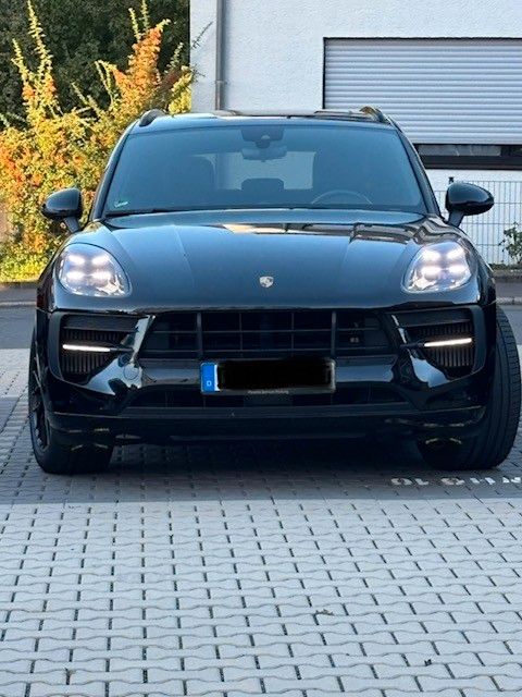 Image of Porsche Macan