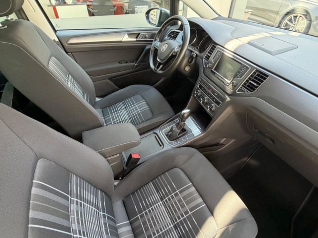 Fahrzeugabbildung Volkswagen Golf Sportsvan VII Autom.+Navi+Kamera+LM+WR+BT+