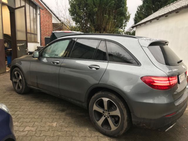 Mercedes-Benz GLC 220 d 4Matic AUT PANO LED