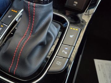Hyundai i30 N-Line-DCT-48V-MH-LHZG-PDC-SHZG.