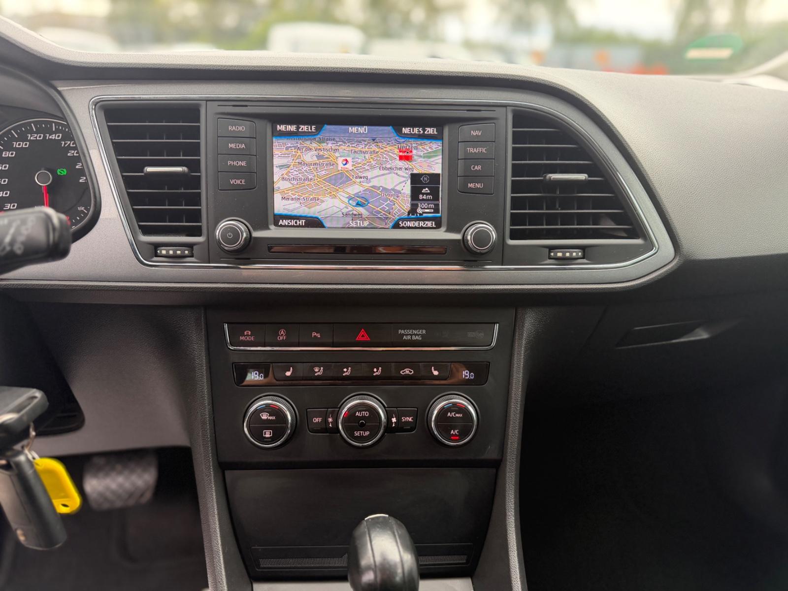 Seat Leon 2014 — photo 17