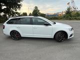 Skoda Octavia 2.0 TSI RS 245 Combi RS - Skoda Octavia: Weiß, RS