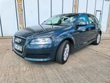 Audi a3 8p sportback 1,4 TFSI - Audi A3 mit Benzin-Antrieb: Kombi, 1.8