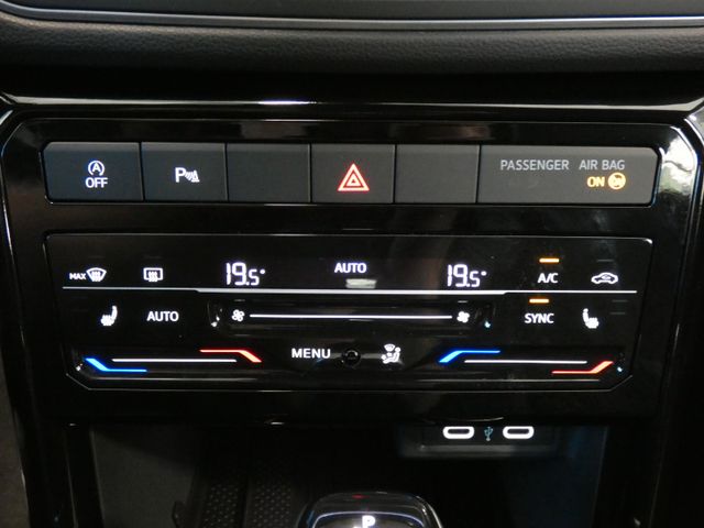 T-Cross 1.0 TSI R-Line DSG KAMERA NAVI