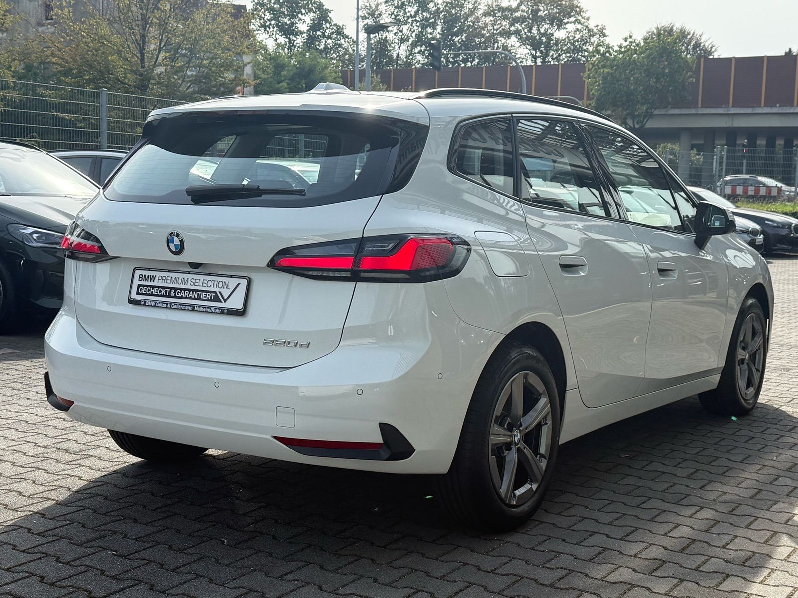 BMW 220 Active Tourer - Bild 2