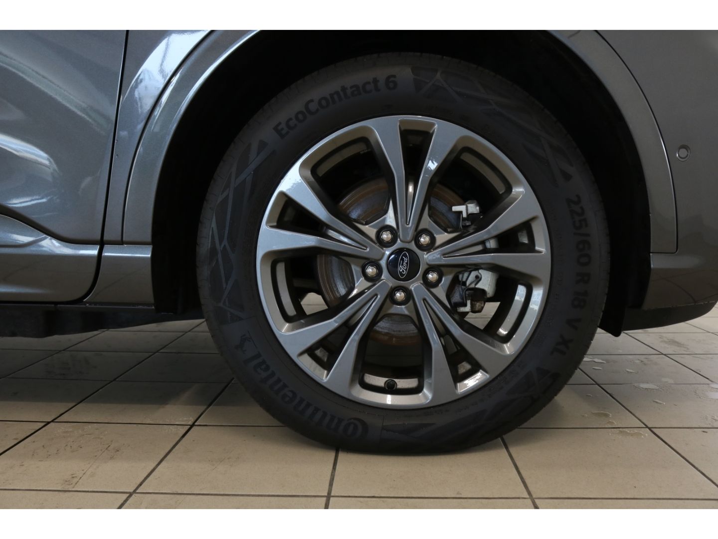 Fahrzeugabbildung Ford Kuga ST-Line X 2.5 Duratec-PHEV Kamera Head-Up