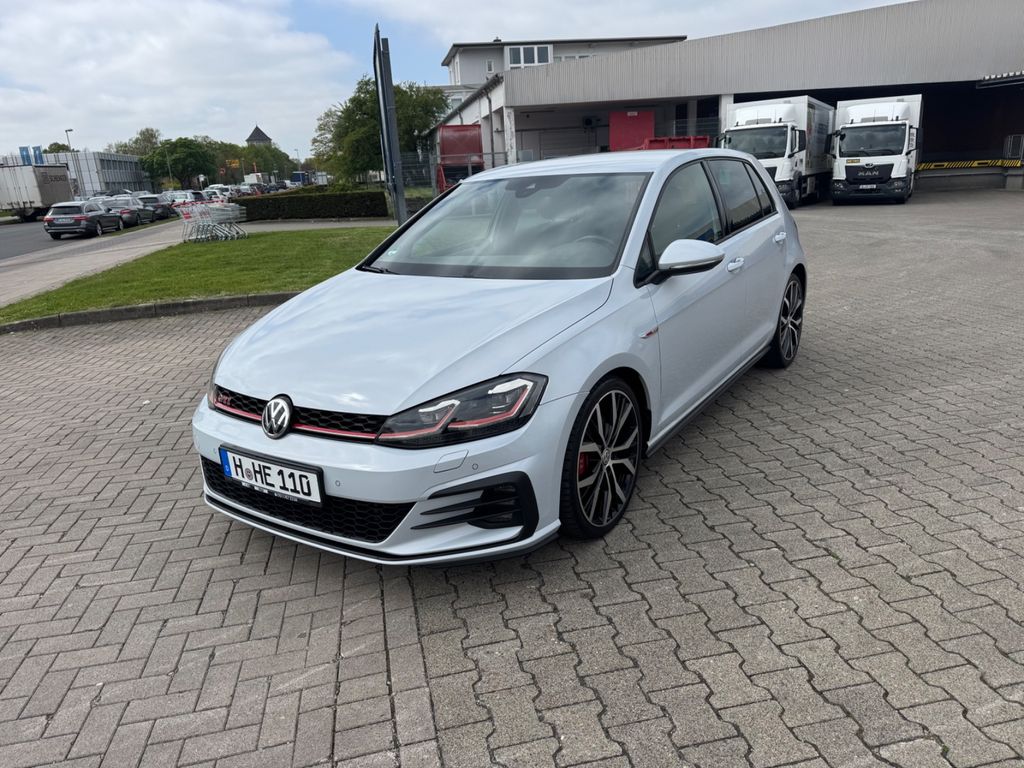 Image of Volkswagen Golf