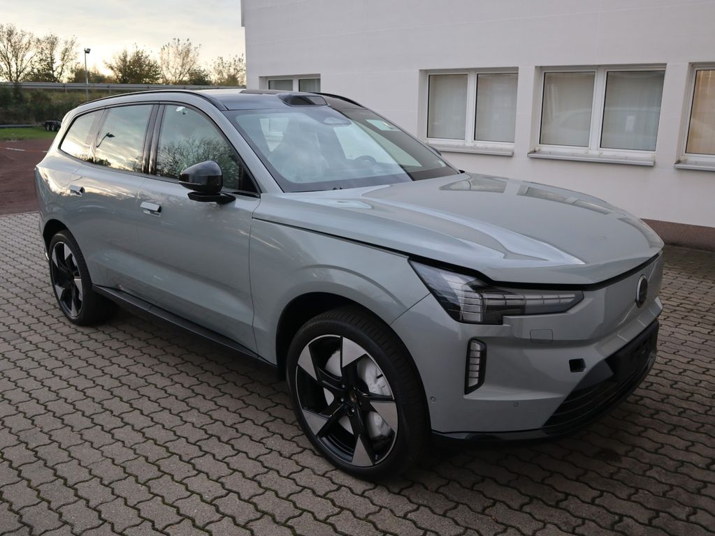 Volvo EX90