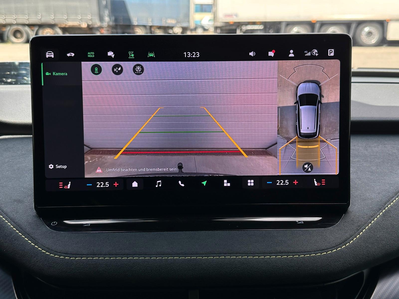 Skoda RS 340PS 4x4 NAVI Wär.Pumpe DCC eHK LM21"AHK