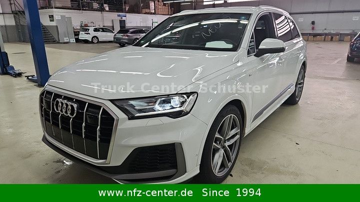 Audi Q7 55 TFSI e quattro S-Line HeadUp/Massage/AHK