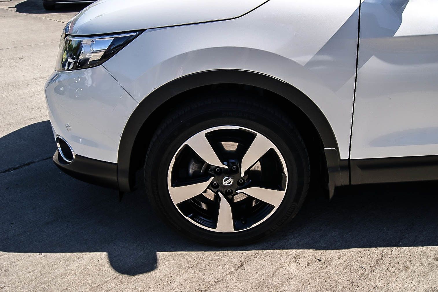 Fahrzeugabbildung Nissan Qashqai DIG-T 12 N-Connecta KAMERA RENTNERBESITZ