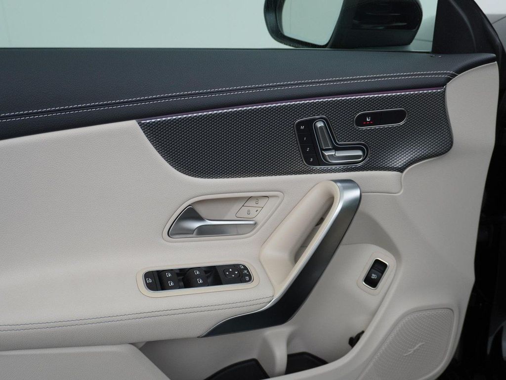 Mercedes-Benz CLA 200 Shooting Brake Business Solution Luxury