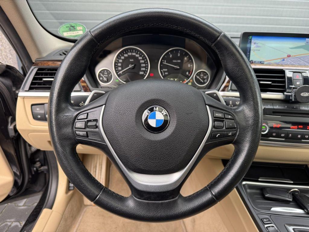 BMW 320 2014 — photo 24