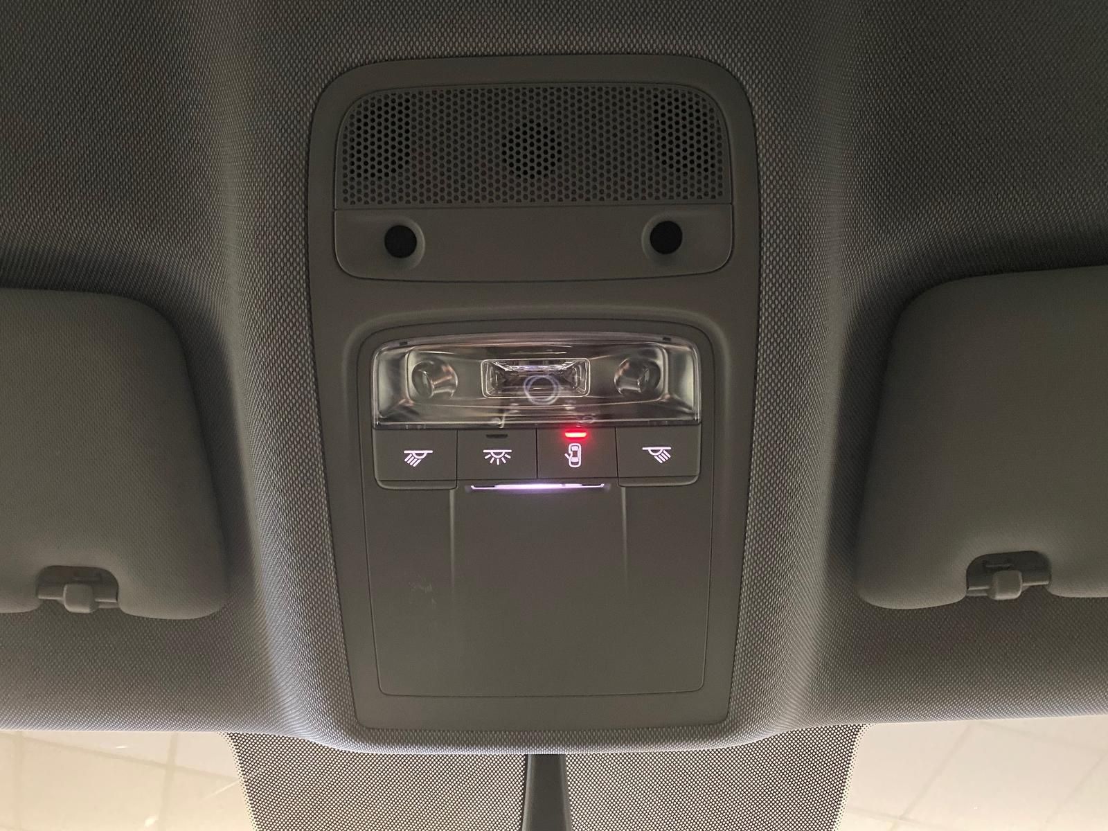 Fahrzeugabbildung Audi A3 1.5 ACT 35 TFSI SPORT NAVI+PDC+SITZHEIZ+KLIMA